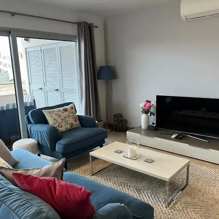 Apartament Nieuw Modern Met Alle Faciliteiten. *