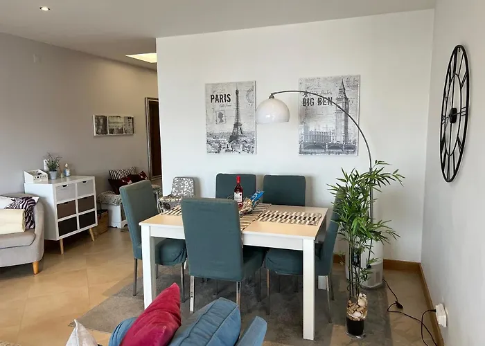 Nieuw Modern Met Alle Faciliteiten. 아파트